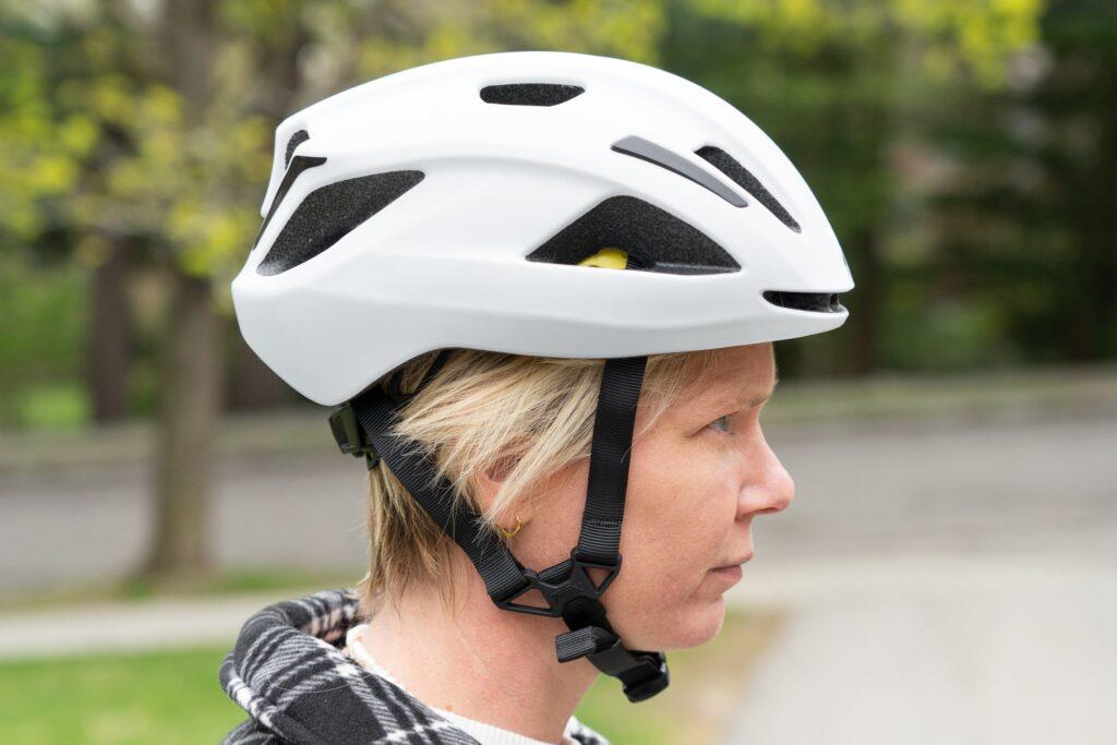 choose bicycling helmets